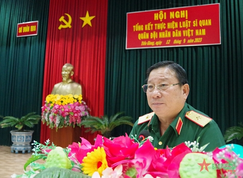 Sư đoàn 8 (Quân khu 9) và Bộ CHQS tỉnh Bạc Liêu tổng kết Luật Sĩ quan Quân đội nhân dân Việt Nam

